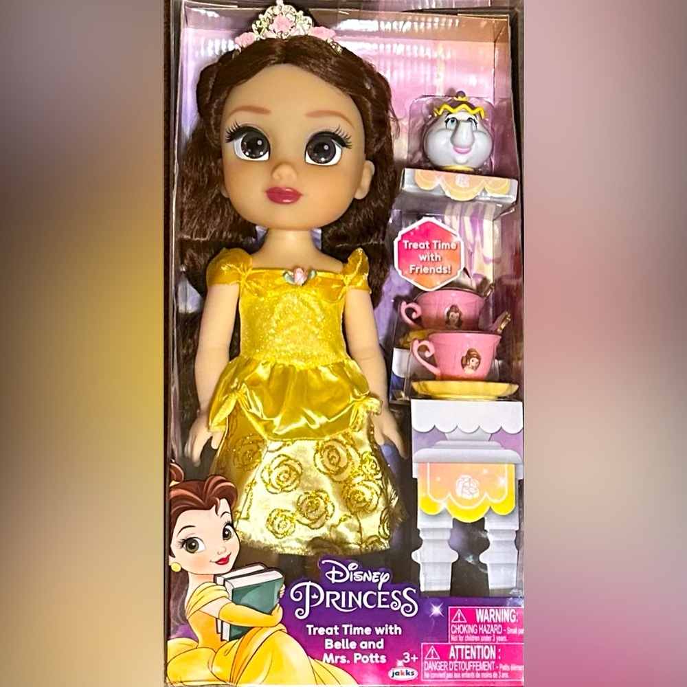 Disney Princess Treat Time with Belle and Mrs Potts - NEW IN BOX!